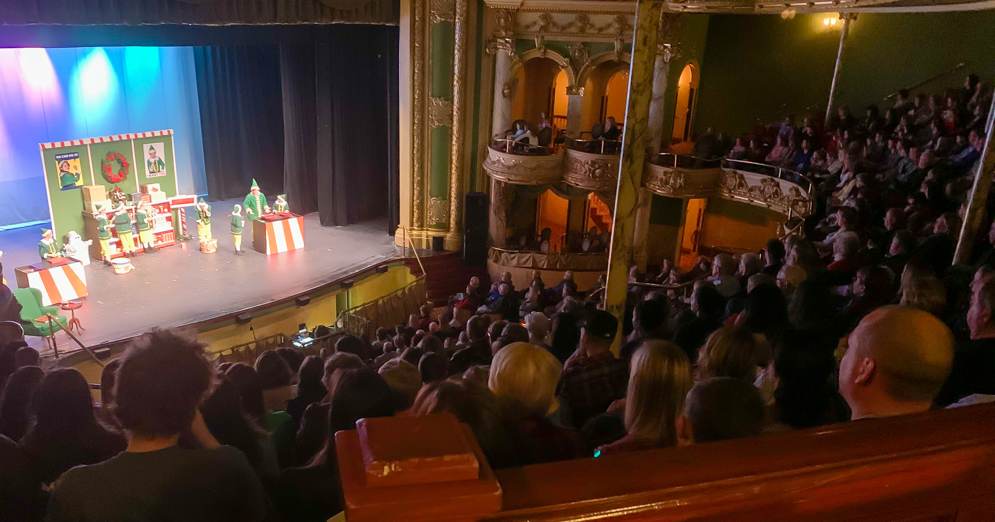 Photo of the packed Mishler Theatre